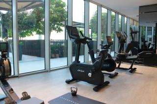 Next to Burj Khalifa 5 Mins Walk To Dubai Mall - 7