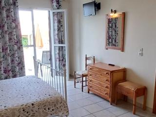 FLORA STUDIOS CORFU - Adults only - 4