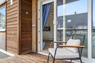 KB Apartment - - 4