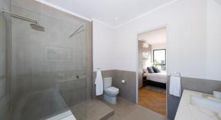Guesthouse in Eye of Africa - Eikenhof - 1
