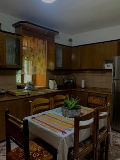 HIDA Guest House - 4