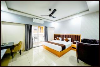 HOTEL SHREE GAJANANA PURI Near Jagananath Temple & Puri Beach #Fully Air Conditioning #Restaurant #Free Wi-Fi #Parking #Room Service #Best Hotel In Puri - Puri - 0