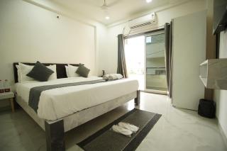SwagStay Hotel Riviera - Jāmb - 1