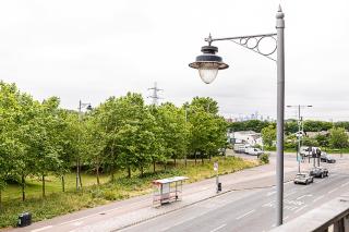 Modern 2-Bed Flat with Terraces in Leyton - London - 1