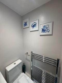 Large House Near Racecourse, City & Uni - Henwick - 9