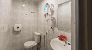 OYO 131 Dejaya Hotel Kota Damansara - Kuala Lumpur - 1