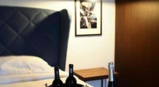 Cube 8teens Boutique Suite by Nest Home - Johor Bahru - 2