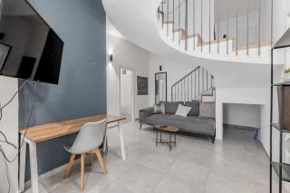 Allenby Bright & Spacious 6BR Home by Sea N' Rent - Tel Aviv - 3