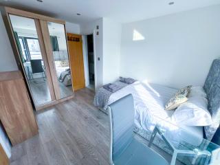 HavenEase - Redbridge - 6