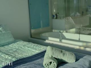 Luxe Skyline 2B Apt at SkyPoint - 3