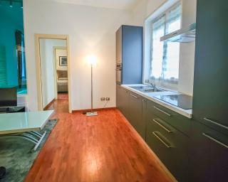GuestHost - Modern Apartment with hot tub - Milan - 5