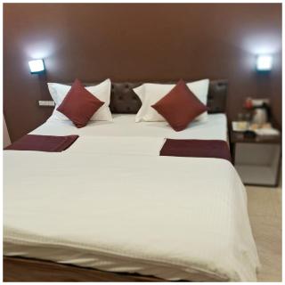 PREMIUM HOTEL SRIMAN PALACE GOLDEN BEACH PURI ! Near Swargadwar Market and Jagannath Temple, Fully Air-Conditioned Hotel with Wifi - LIFT - Restaurant and Parking Facilities - A BEST HOTEL IN PURI - Puri - 2