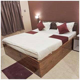 PREMIUM HOTEL SRIMAN PALACE GOLDEN BEACH PURI ! Near Swargadwar Market and Jagannath Temple, Fully Air-Conditioned Hotel with Wifi - LIFT - Restaurant and Parking Facilities - A BEST HOTEL IN PURI - Puri - 0
