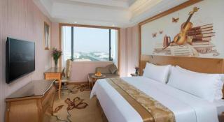 Vienna International Hotel Guangzhou Jichang Road Huangshi - Canton - 9