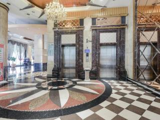 CP Peninsula Hotel - 1