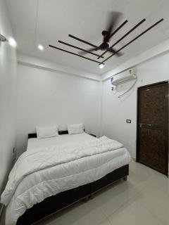 Om palace Ayodhya - Ayodhya - 7