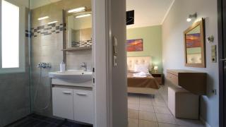Oliva Suites & Apartments - Parga - 6