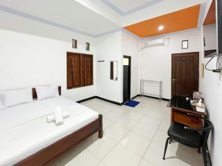 Permana Homestay Syariah Mitra RedDoorz - Pare - 9