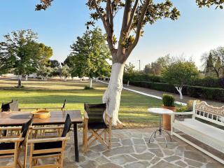 ᑕƳᑕᒪᗩᗪIᑕ ᐯIᒪᒪᗩ Eretria - Atene - 4