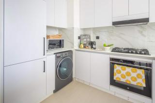 Frank Porter - Binghatti Amber - 3