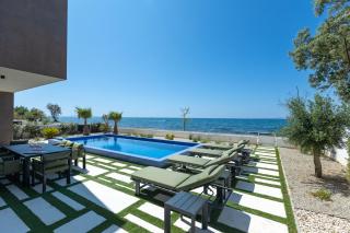 Adria Resort - SEAFRONT Villa D - Zaton - 2