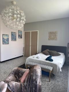 Home in Oiry - - 1