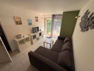 La Grande-Motte, Seaside - 3