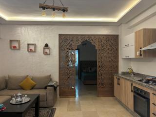 STUDIO Marrakech GUELIZ Piscine, Gare & Restaurants proches - La Celle-sous-Gouzon - 3