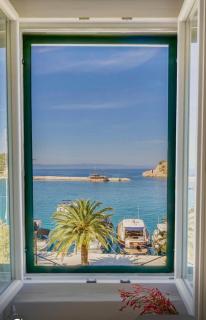 Newly and modernly renovated-Studio Gilda-Breathtaking Waterfront Studio with Yacht Views - Makarska - 0