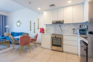 Elegant 1BR with View in Lamtara 1, MJL - 4