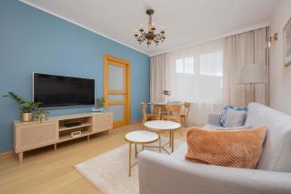 Perfectly Located Exceptional Apartment in Warsaw by Noclegi Renters - Warsaw - 9