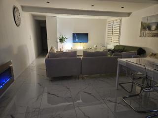 Maison dans corps de ferme Aéroport beauvais 14 minute - 8