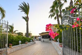 Villa Cavaliere - San Vito dei Normanni - 0