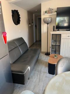 Maison T2 avec terrasse et piscine - Caumont-sur-Durance - 8