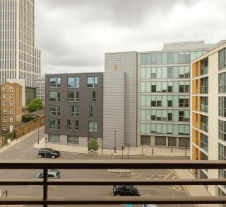 Stylish 2 Bed Flat Clerkenwell - London - 4