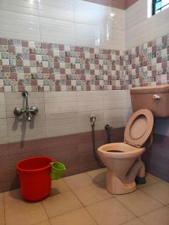 Beach Combers Resort - 4