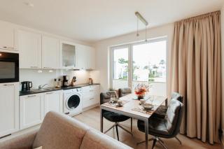 Appartement Kranich - Moderne Ferienwohnung direkt am Schloss Ranzow! - Lohme - 0