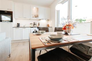 Appartement Kranich - Moderne Ferienwohnung direkt am Schloss Ranzow! - Lohme - 8