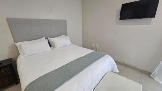 Megs Guesthouse - Ballito - 7