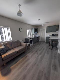 Seaside Retreat - 4 Guests - Fireplace - Parking - Galway - 8