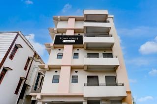 Townhouse Sankaradeva Nethralaya Formerly Hotel Pratishtha - Dispur - 0
