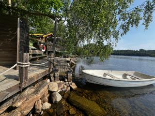 Lakehouse getaway with rowing boat - Lerum - 9