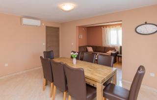 Beautiful Villa Anatea with pool in Makarska - Cista Provo - 2