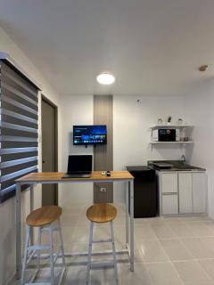 Stylish Minimalist Comfort Stay Beside EK - Santa Rosa - 6