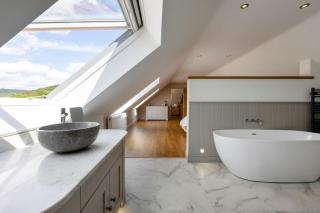 The Hideaway with Spectacular Views and Private Indoor Heated pool & Hot Tub - 2