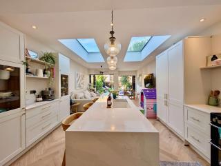 Luxury Modern House in Wimbledon - Raynes Park - 5