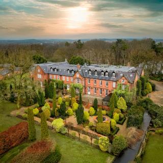 Nunsmere Hall Hotel - Oakmere - 0