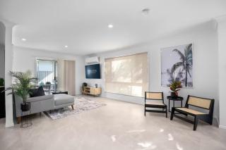 Coastal Central -3BR, Spa, Surfers Paradise, AC - 3
