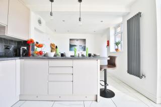 The Wishing Well- Lovely Spacious Home In BS4 Sleeps 8 - Bristol - 5