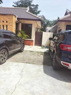 Hunter Hide Pool Villa - 7